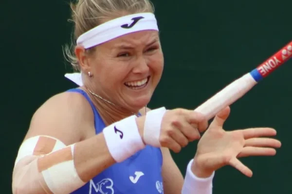 Marie Bouzkova vs. Ana Sofia Sanchez: Analyzing the Odds and Matchup Dynamics