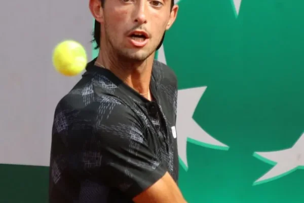 Thiago Agustin Tirante vs. Mackenzie McDonald: Analyzing the Favoritism and Match Dynamics