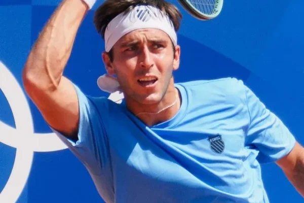 Tomas Martin Etcheverry vs. Tommy Paul: Analyzing the ATP Houston Showdown