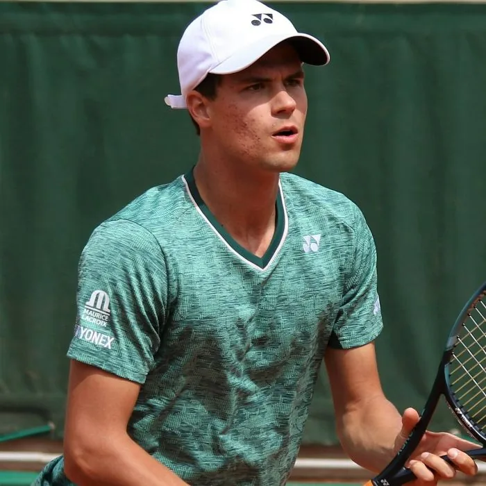 Daniel Altmaier vs Hugo Gaston: Altmaier’s Consistency on Clay Gives Him the Edge